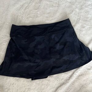 Lulu Pace Rival mid-rise Skirt 12L